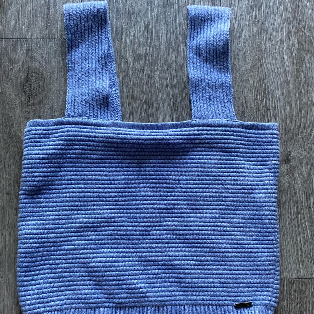 Lavender crop top